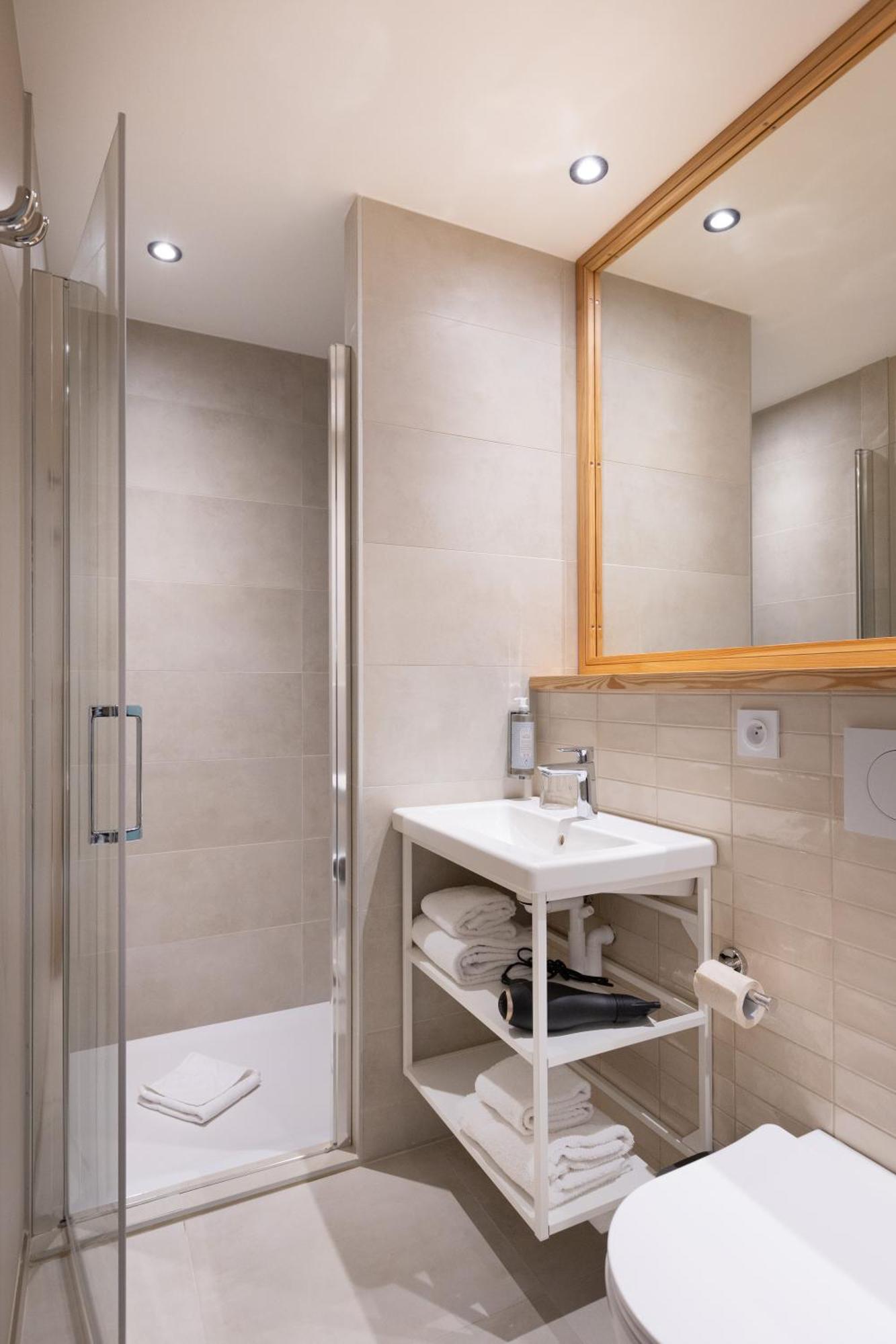 Hotel Le Bout Du Parc De ורסאי מראה חיצוני תמונה
